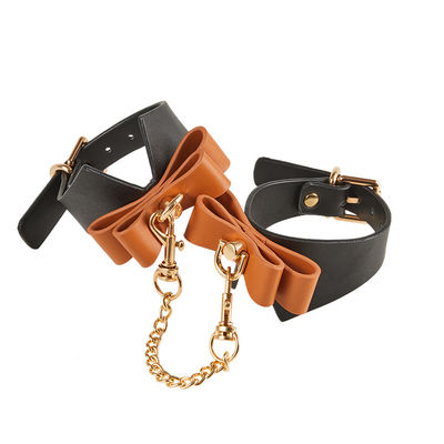 9Pcs cubren esclavitud del fetiche con cuero del sexo del SM esposan la mordaza Whip Rope del cuello de las abrazaderas de la entrerrosca